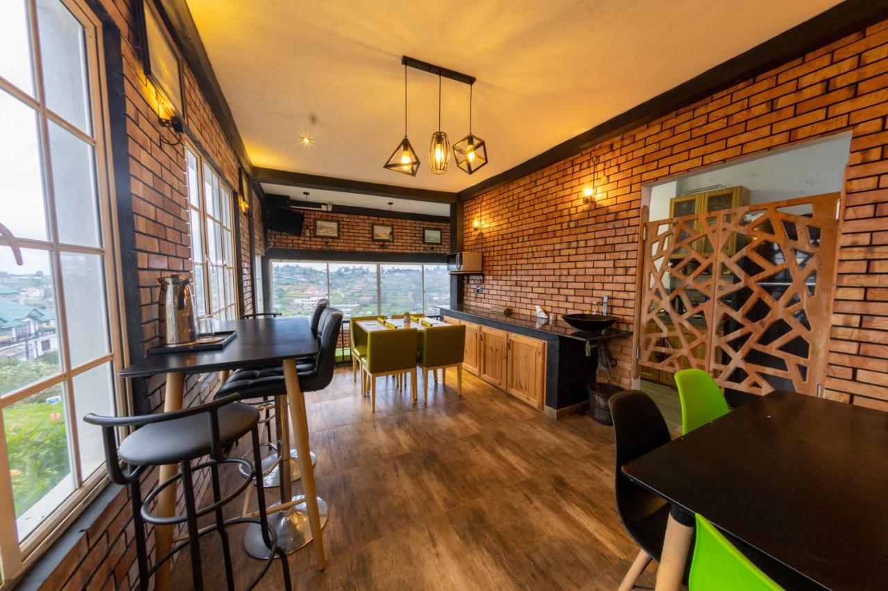 Готель Sky Lounge Нувара-Елія Екстер'єр фото